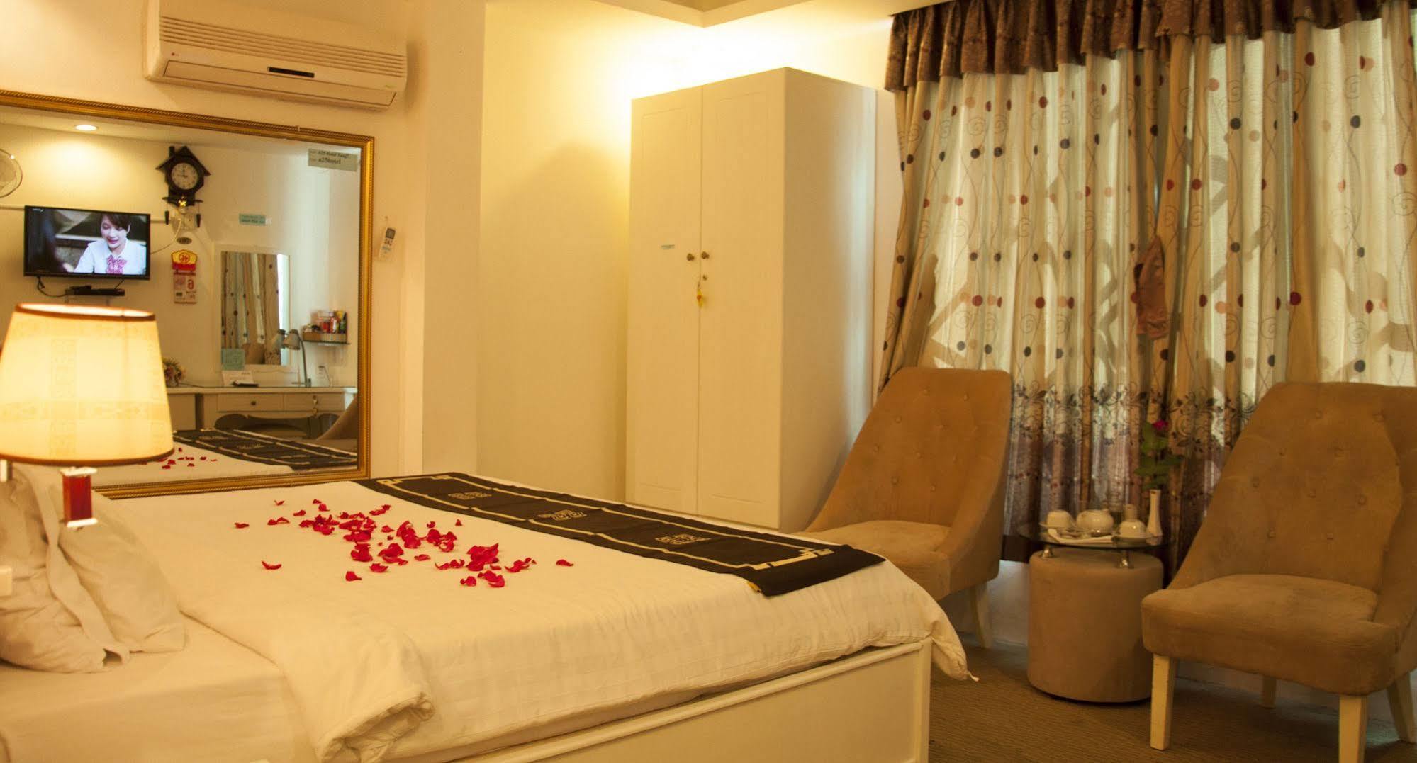 A25 Hotel - 274 De Tham Ho Chi Minh-Byen Eksteriør billede