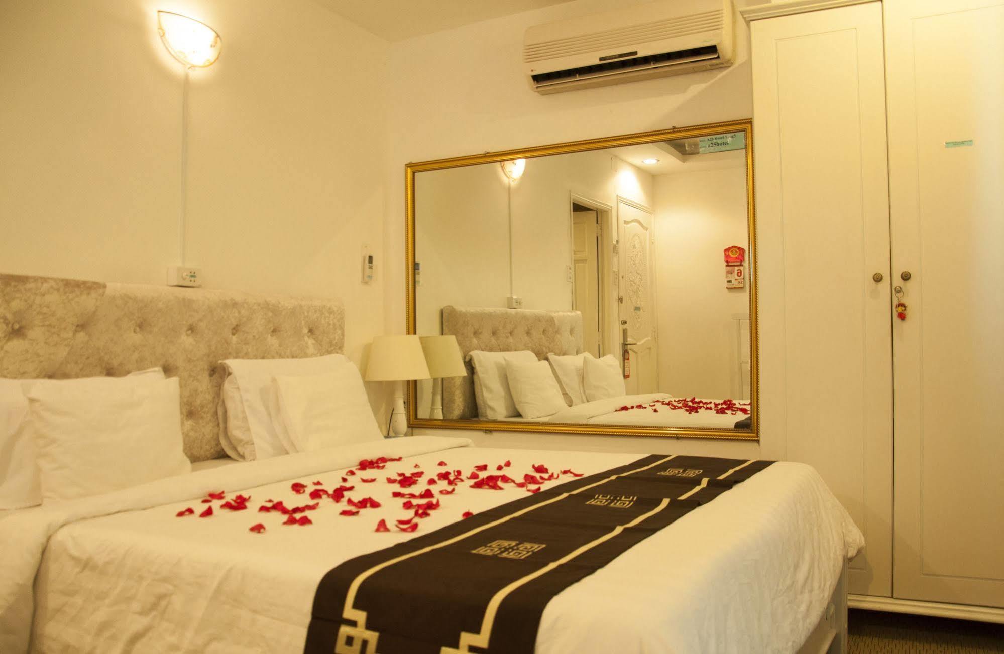 A25 Hotel - 274 De Tham Ho Chi Minh-Byen Eksteriør billede