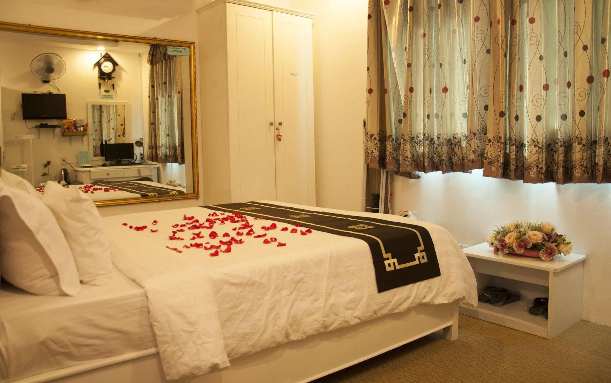 A25 Hotel - 274 De Tham Ho Chi Minh-Byen Eksteriør billede